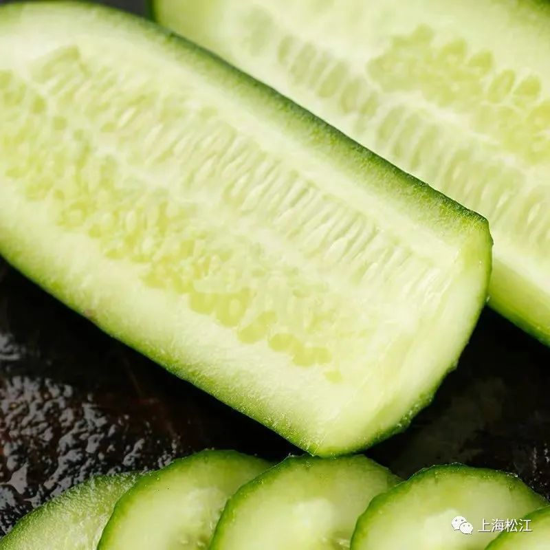 皮薄肉嫩吃口清脆的本地水果黄瓜上市啦