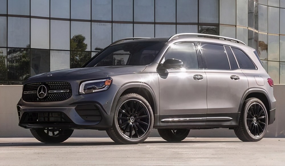 98万元,作为40万至50万奔驰suv,这款车搭载着2.