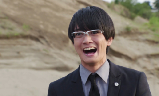 这个场面是飞羽真为了实现儿时的约定,奋力飞奔上由"