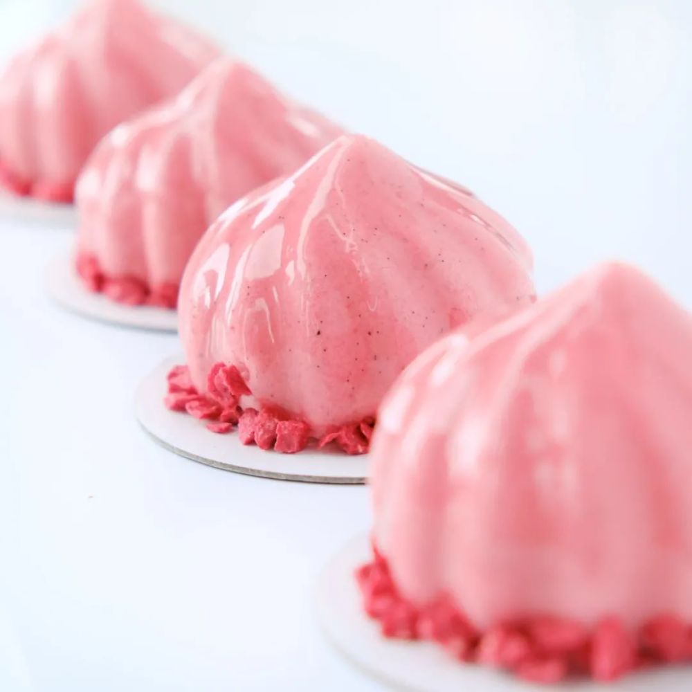 ins圈粉45w淋面蛋糕的镜面能有多梦幻