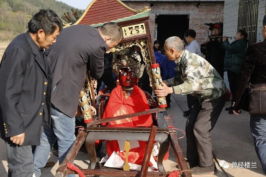广东乐昌仕坑村抬神出巡图文记