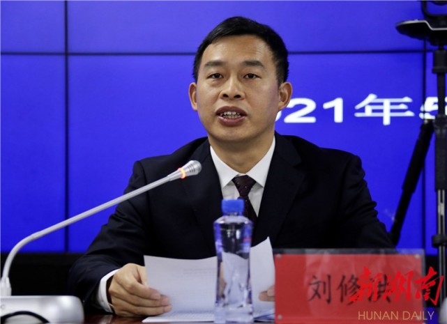 湘西州大力整治教育系统交通顽瘴痼疾铺平学生上放学安全路