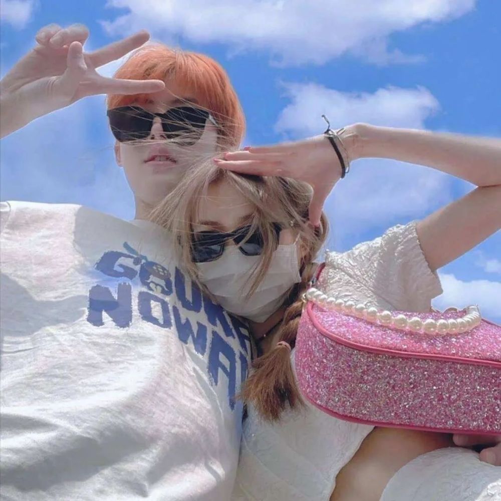 【情侣头像】"520"朋友圈文案