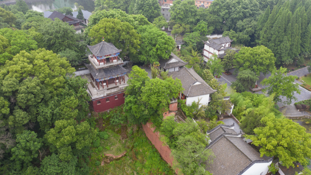 湖北黃岡赤壁被蘇東坡捧紅傳誦千年竟不是赤壁大戰發生地