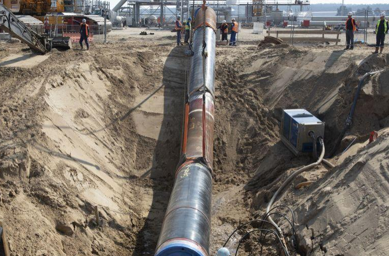 俄罗斯石油管道泄漏污染了1公顷土地,被美媒夸张成大灾难_腾讯新闻