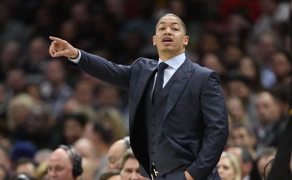 快船因害怕湖人才收官输球?尽在卢指导掌握,夺冠需实力谋略兼备