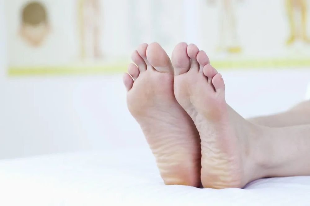 天天洗脚脚还臭烘烘学会这几招告别臭脚