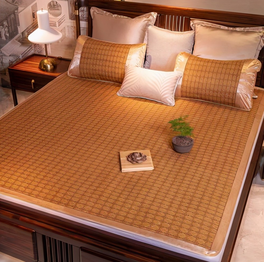 夏天凉席选什么材质才凉快凉席选得不对每天空调都是白开了