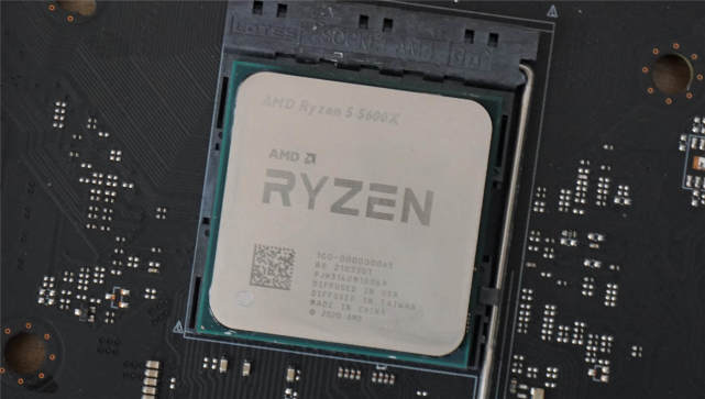 本次装机的芯片方面是amd的5600x, 6核12线程,3.7ghz的主频,4.