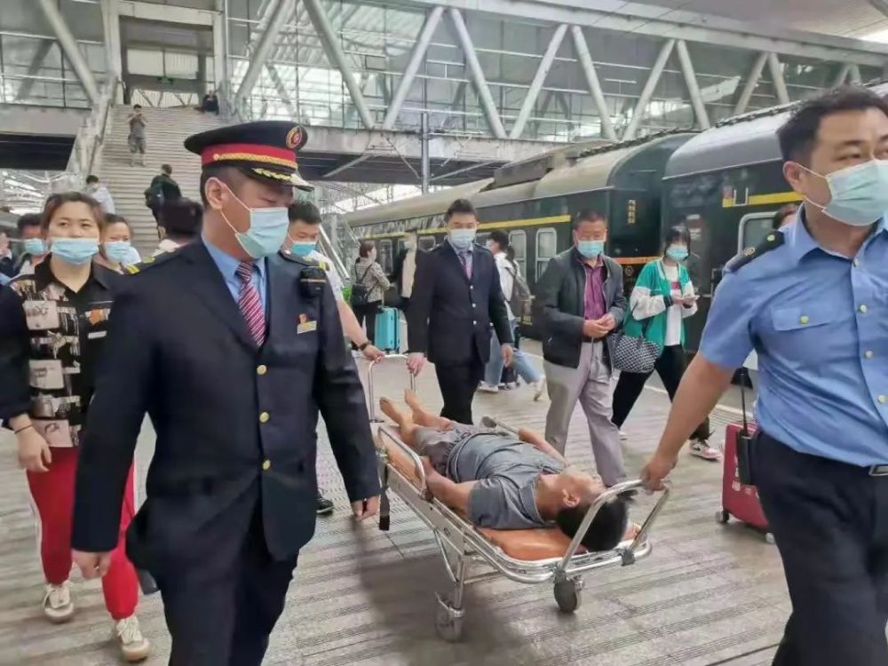 k1282次列车打来紧急电话!