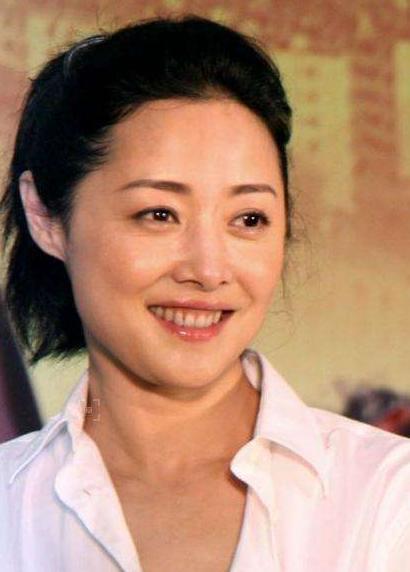 "初代冯女郎"刘蓓:三段婚姻,两次失败,终成张若昀后妈