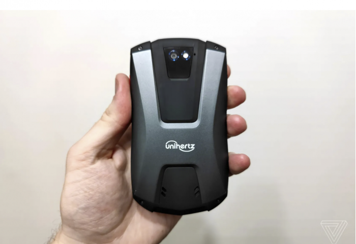 unihertz众筹新款android手机采用31英寸屏