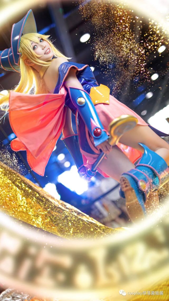 cos二次元cos大赏游戏王决斗黑魔导女孩