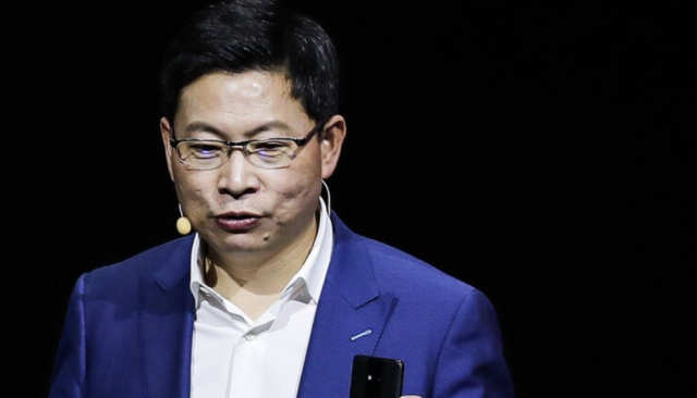 华为人事调整 余承东接管汽车业务 张平安被任命为华为云ceo_腾讯新闻