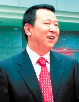 四川富豪"黑白通吃":捐钱当善人,养恶势力杀人,一顿饭吃80万