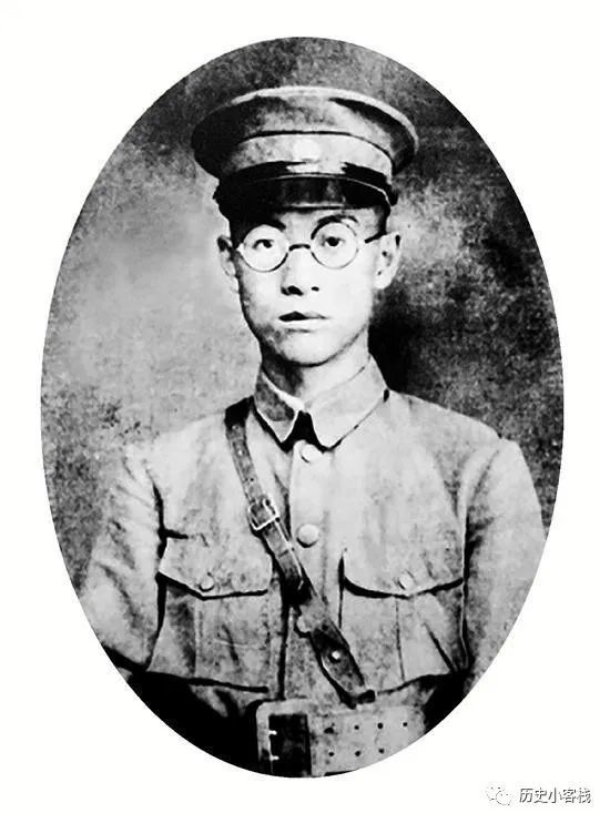 恽代英中国革命青年的楷模