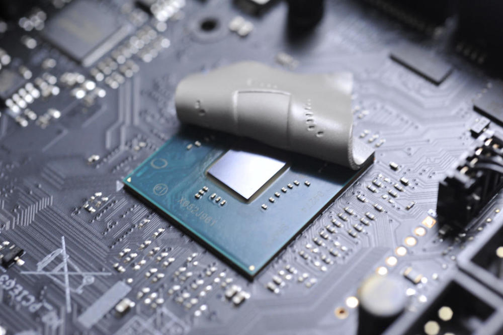 拆解一款很靓的b560主板,这样的设计值得入手吗?_腾讯新闻