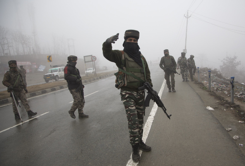 致命程度远超1962年 美媒渲染中印边境或爆发冲突 中方戳破窗户纸 腾讯新闻