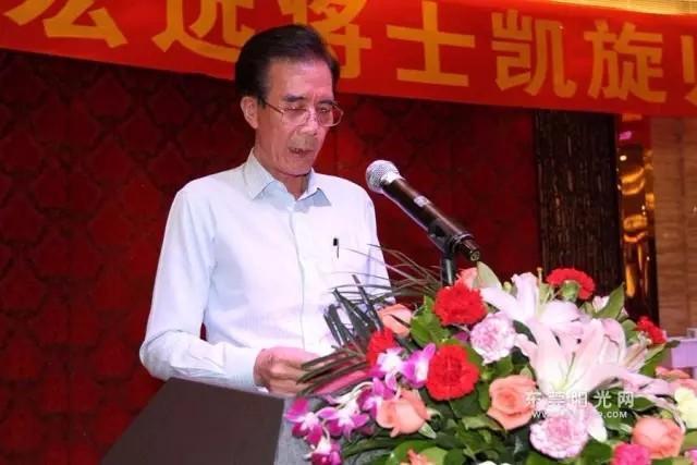 作为老板的陈海涛不仅有宏远俱乐部,涉及产业还有酒店,房地产,医药等