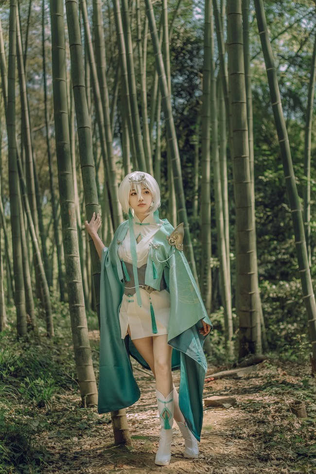 言和cos:漂亮小姐姐!我又瞬间心动了_腾讯新闻