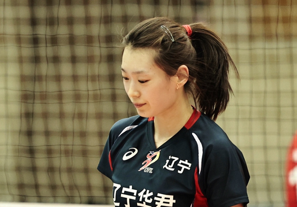 女排唯一"新人"即将出征!对比栗垚更胜一筹,能否成为黑马?_腾讯新闻