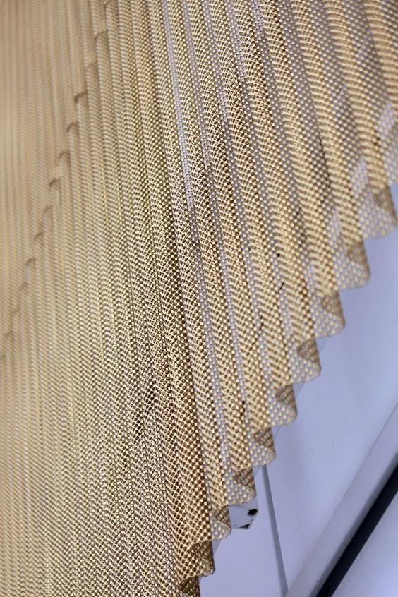 金属也能拥有布料般的柔软金属帘无限可能