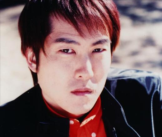 常被调侃配音变态角色的子安武人实际上很正经真实