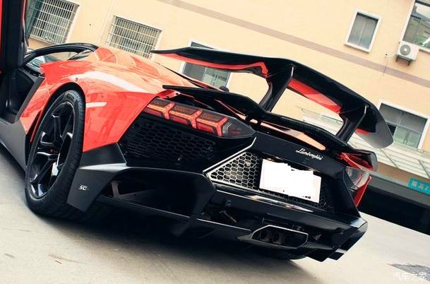 这黑科技跑车尾翼帅了_腾讯新闻