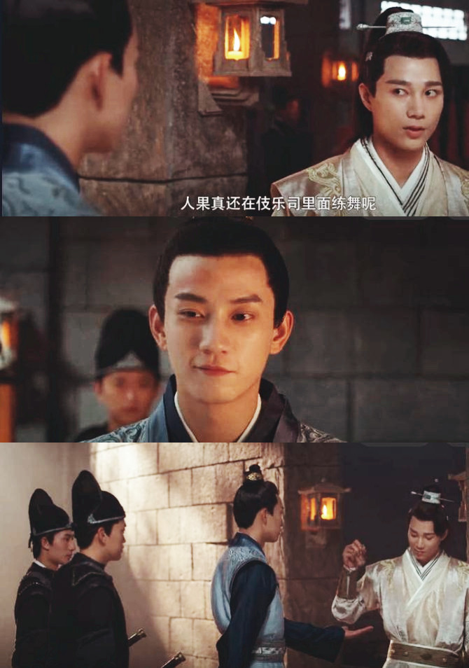 喜欢走窗户自由出入的景翊,也是一个令萧瑾瑜略感头疼的伙伴,他头上的