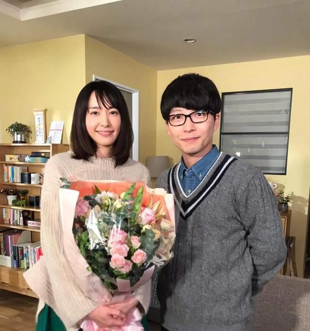 太突然新垣结衣与星野源宣布结婚网友520前我老婆嫁人了