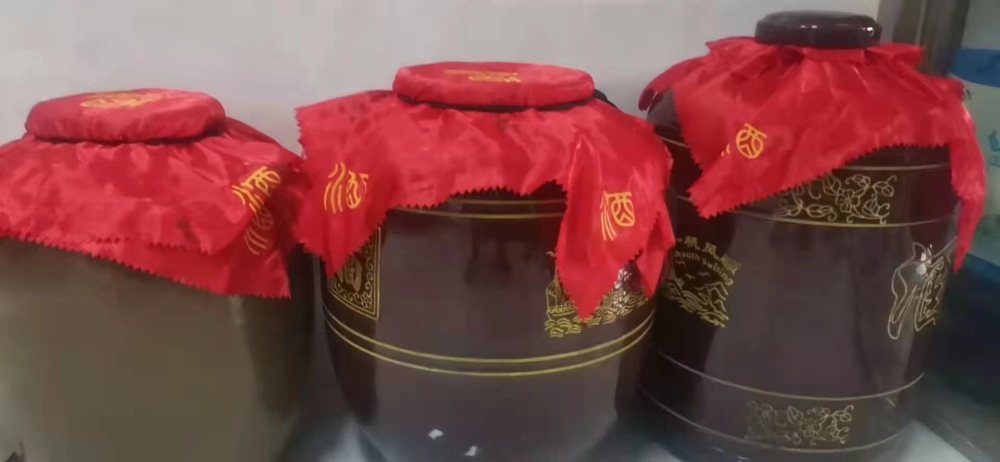 云南老兵:辛苦种苦荞三年只为酿"男儿红"