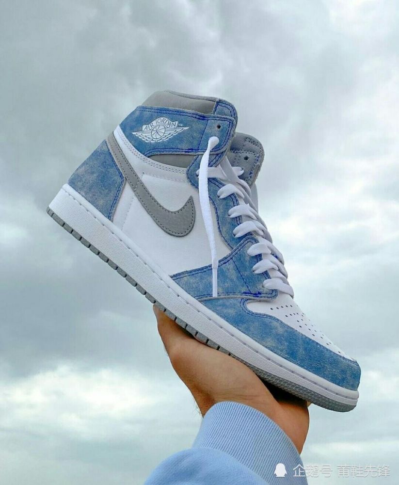 夏日的一抹清凉,薄荷糖!aj1水洗白蓝配色开箱_腾讯新闻