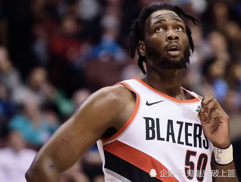詹姆斯 活该被抛弃！离开NBA仅一年不到，身体就胖成球，你可是首轮秀呀！