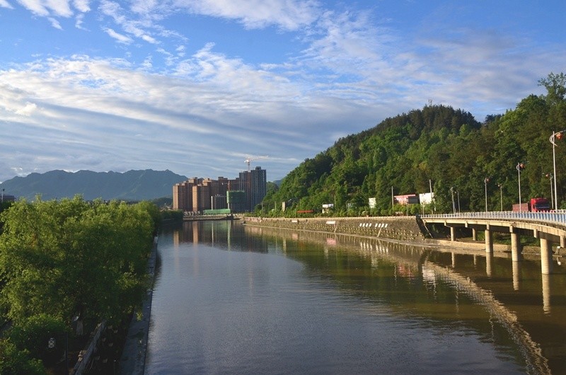 视觉陕西汉中宁强县雨后羌城美如画