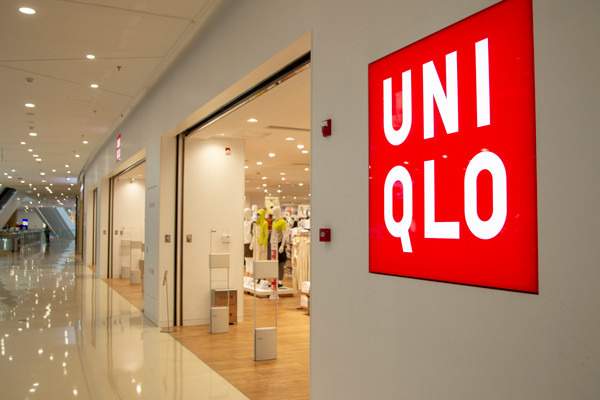 美海关以使用新疆棉花为由拦截优衣库一批衬衫外交部回应