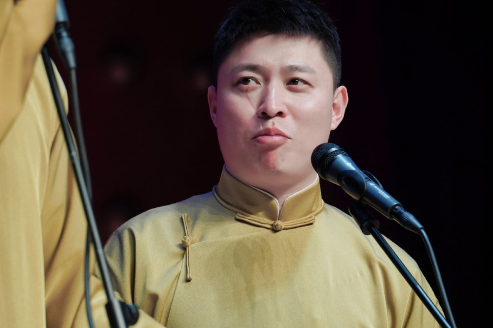 为什么喜欢德云社啊?来听听德云女孩怎么说的吧!