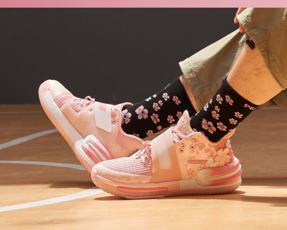 球鞋分享匹克态极闪现2代篮球鞋樱花粉配色