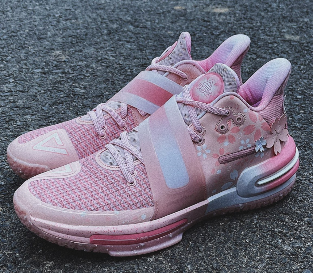 球鞋分享匹克态极闪现2代篮球鞋樱花粉配色
