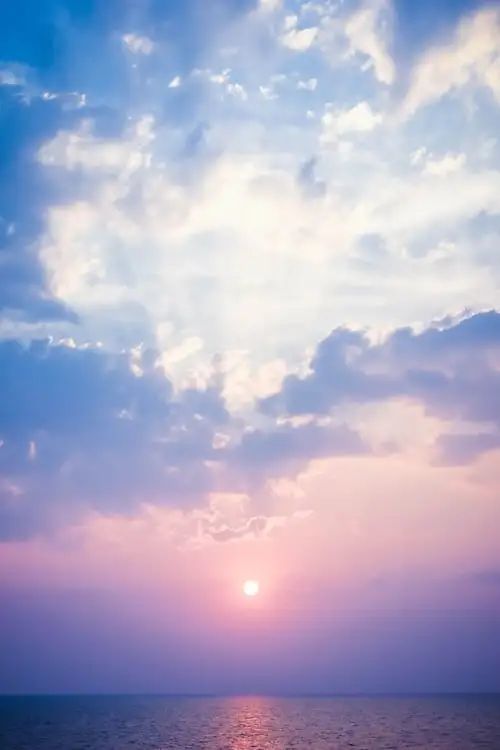 39个治愈系天空,你是天空一朵温柔的云,你是灵魂不可避免的回声.