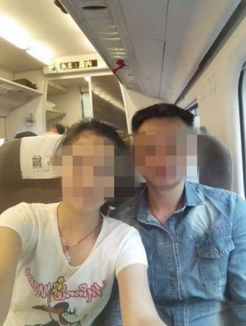 男生杀害同班两女生 网购1米长刀藏雨伞进学校行凶_腾讯新闻