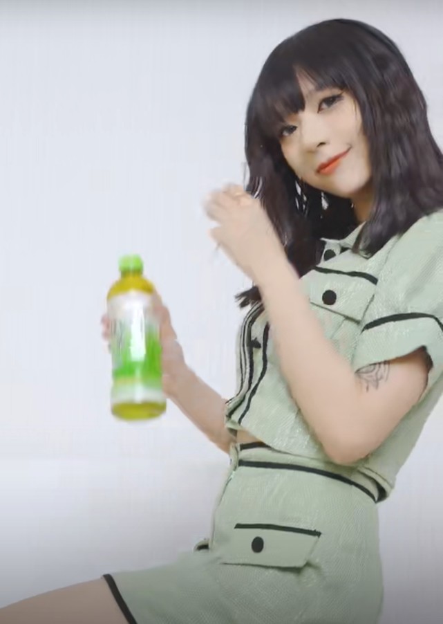 b站百万粉up主为了恰饭豁出去了不惜被喊绿茶网友有一丝可怕