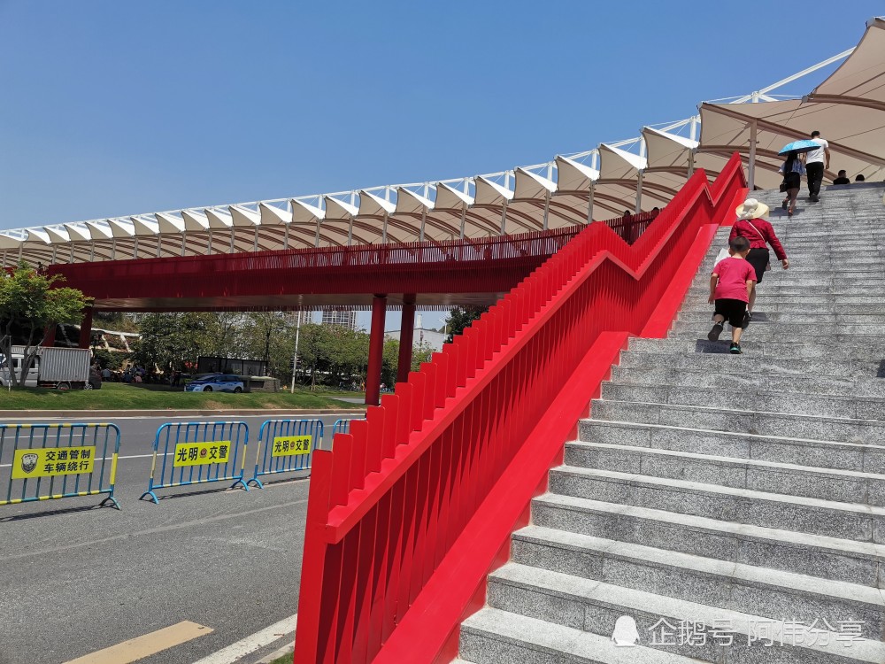 虹桥公园旅游攻略