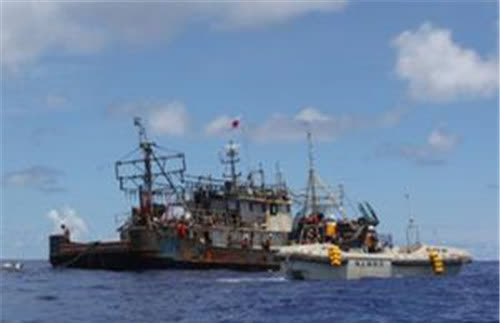 鲁荣渔26号案件 33人出海 11人安全回港 人性从来经不起考验 腾讯新闻