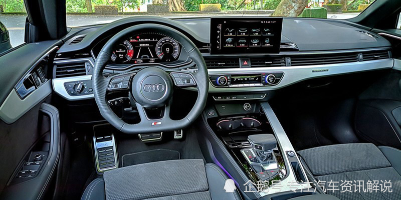 至于试驾车则是额外选配sline内饰套件,与抢眼且就手的三幅平底式真皮