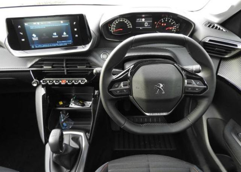 全新标致208国内开启路试,或搭1.2t,等吗?