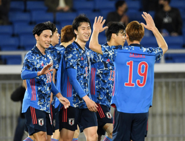 26 1 日本全欧班踢40强赛 国脚人数碾压国足 武磊坐穿西乙板凳 腾讯新闻