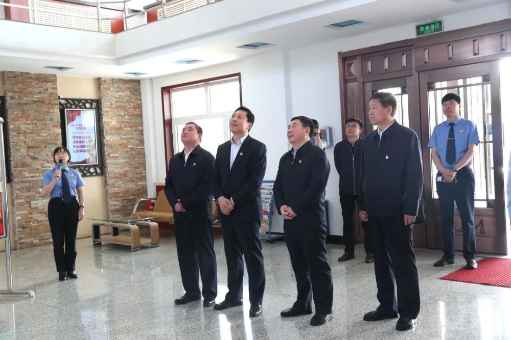 盟委副书记,盟长苏和深入科右前旗检察院调研督导政法队伍教育整顿