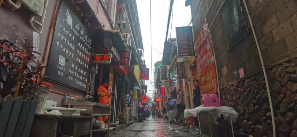 高井弄历史街区改造收购区块,涉及被收购户174户,房屋建筑面积1.