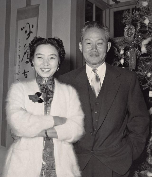 孙立人3位妻子,一个留在大陆,两个留在台湾,结局如何