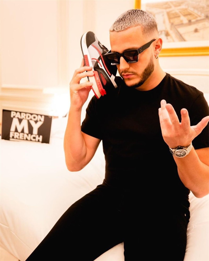 dj snake发布与lisa合作歌曲的片段,里面有两个音轨,会收录在lisa的